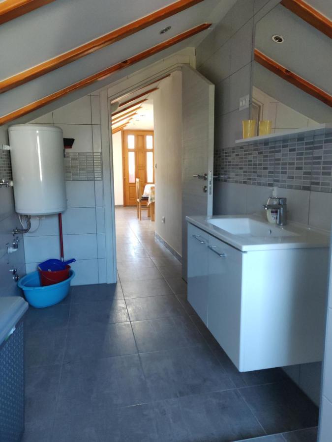 Guest House Maslina Vinišće Dış mekan fotoğraf